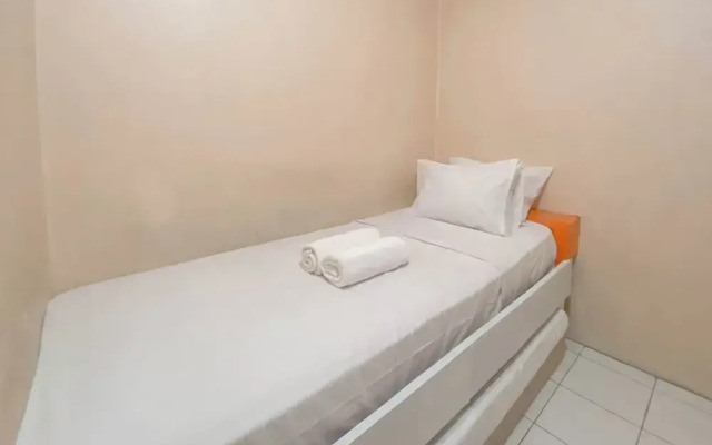 Homey 2Br Apartment Gateway Ahmad Yani Cicadas
