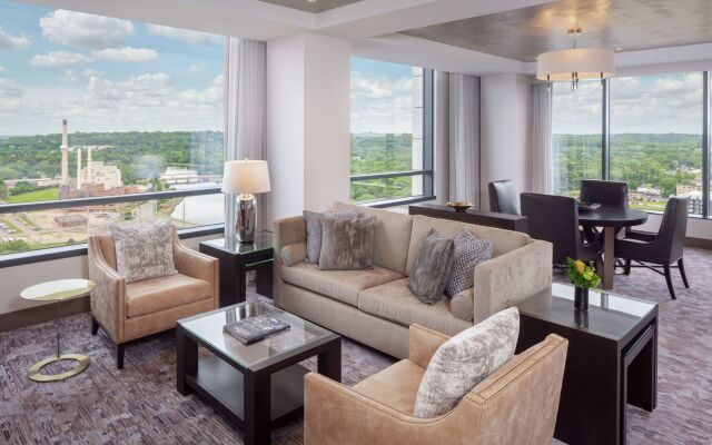 Hilton Rochester Mayo Clinic Area