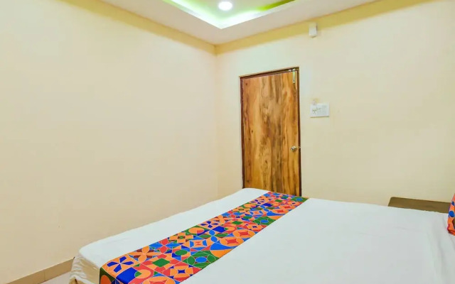 Fabhotel Yogeshwara Grand