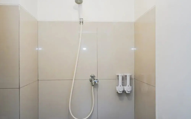 Spacious Studio Room Baileys Apartment