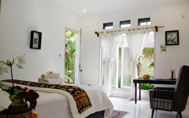 Winaposa Villas and Warung Pudak