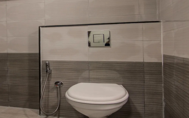 Sahdev Guest House By OYO Rooms