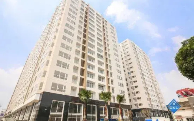 Sky Center Apartments near TSN Airport