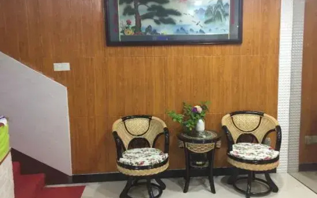 Hairi Hotel