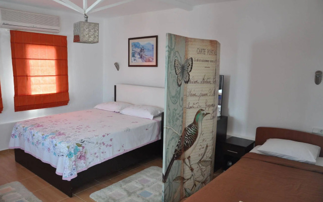 Knidos Hotel