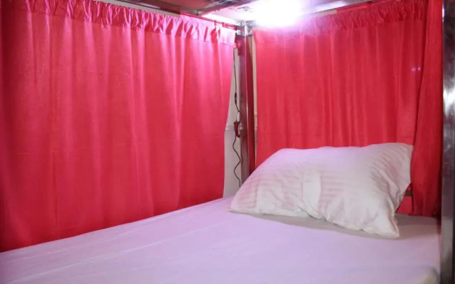 Sunset Backpackers Hostel
