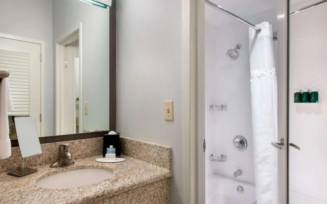Sonesta Select Newport Middletown Hotel