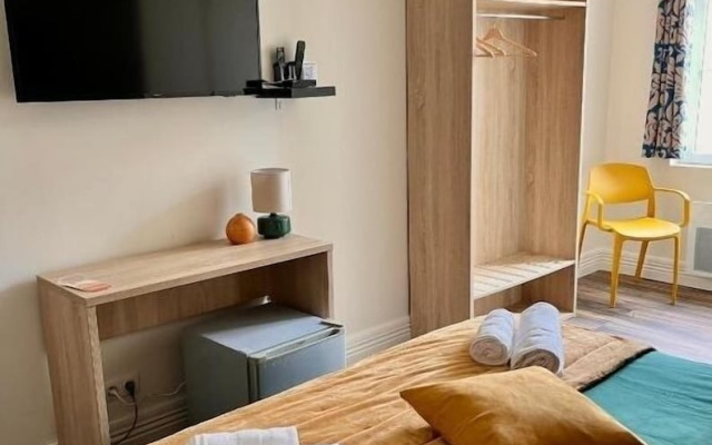 Armor Hotel