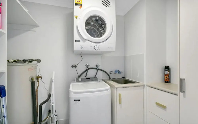 Centrepoint Apartments Cairns