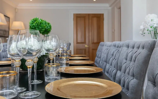 Stunning 6-bed House Near Harrods in Knightsbridge