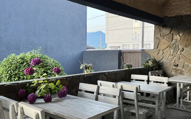 Guest House Chalet by the sea