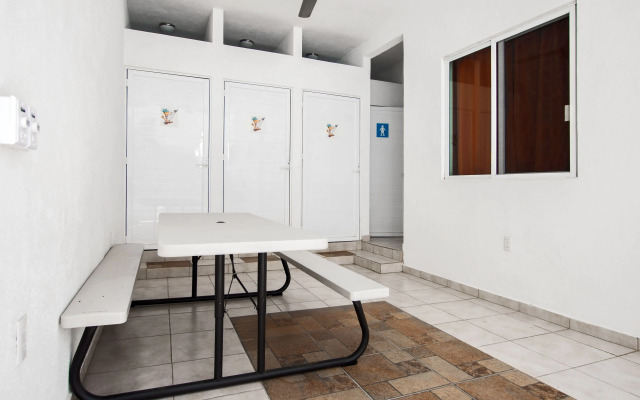 ITH Sayulita Amazing Surf Hostel