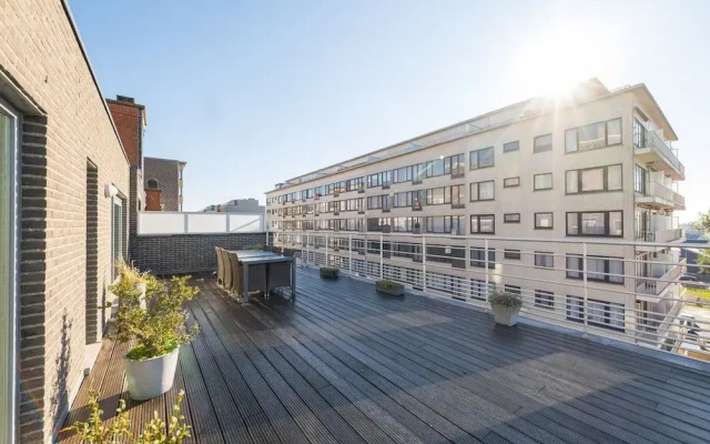 Penthouse With 2 Spacious Terraces