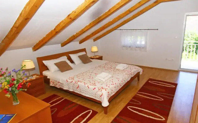 Holiday Home Mihovilka