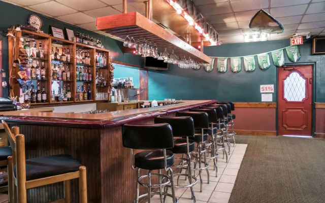 Studio 6 Lake Jackson, TX