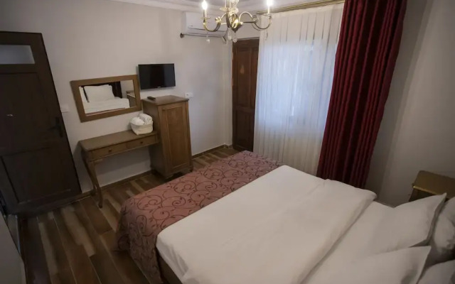 Egemen Hotel