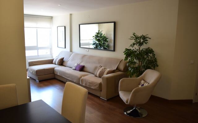 Bonito Apt. 3 habitaciones Parking