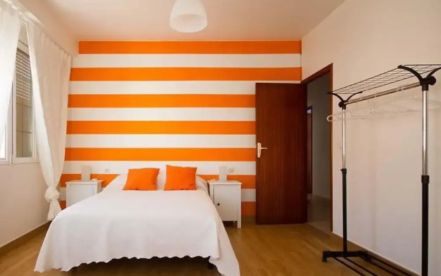 Apartment - 3 Bedrooms with Pool, WiFi and Sea views - 107778