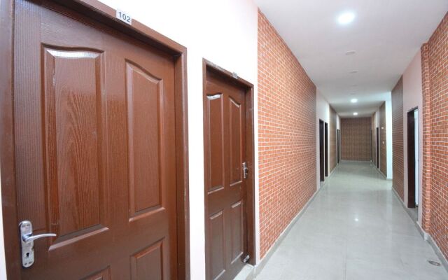 Oyo 27801 Kings Landing