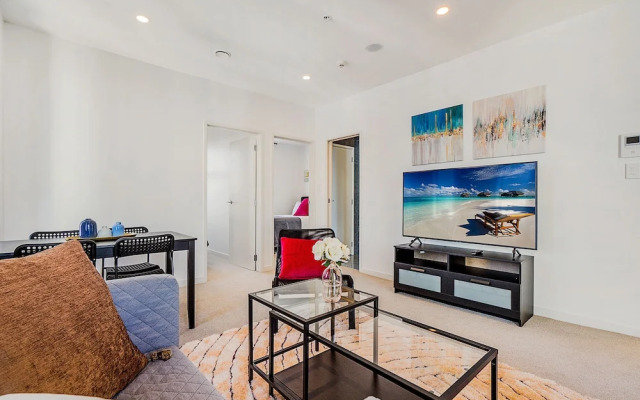 Ehome - 2 Bedroom Apartment on Airedale