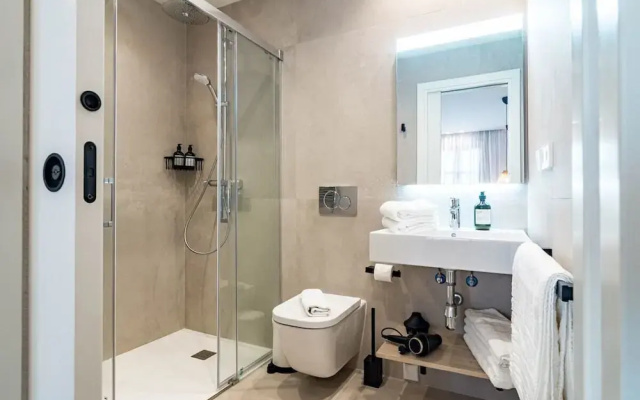 A4- Seaclub Suites by Roomservices