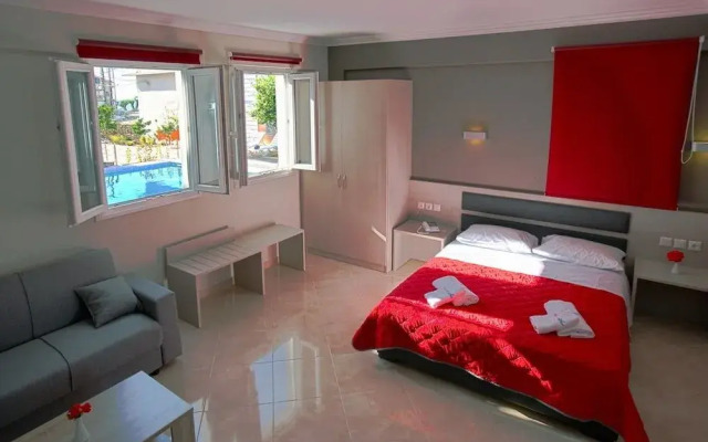 Sun & Sea Luxury Hotel