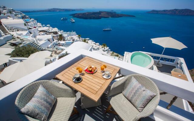 Chic Hotel Santorini