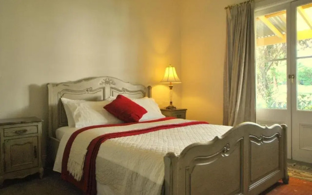 Cooma Cottage