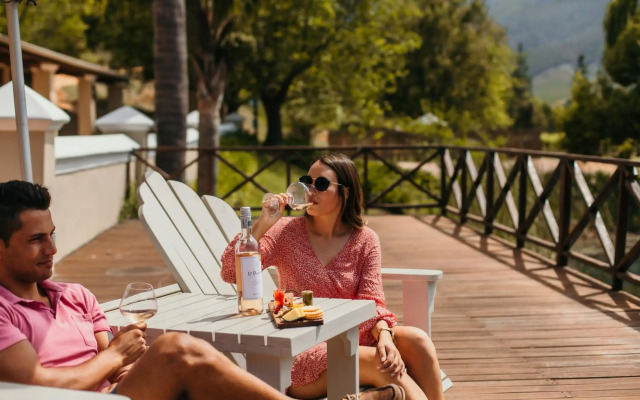 Le Pommier Wine Estate