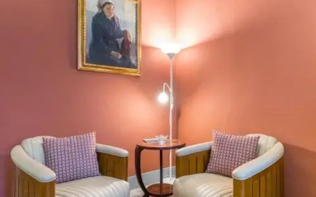 La Chaise Longue