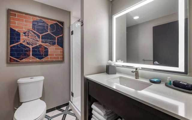Vīb Hotel by Best Western Denver RiNo