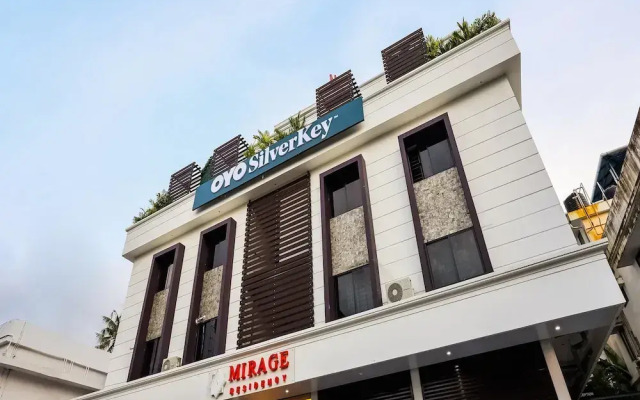 SilverKey Executive Stays 46147 The Mirage Residency