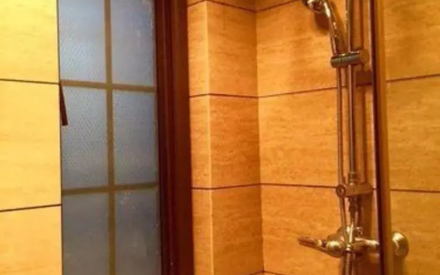 Qingdao Seaside Resort Apartment