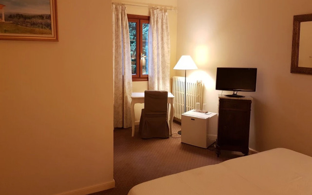 La Petite Auberge