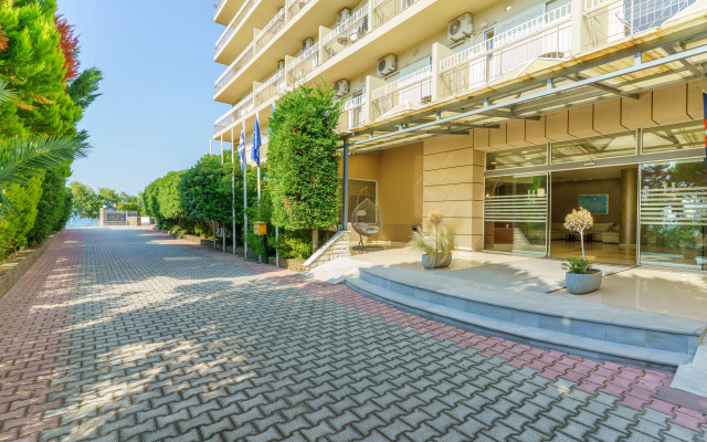 Stefania Beach Hotel