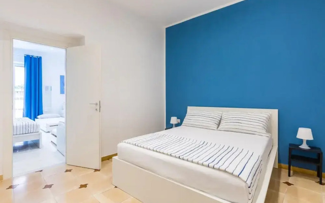 White Blue Apartment at Sanit by Wonderful Italy