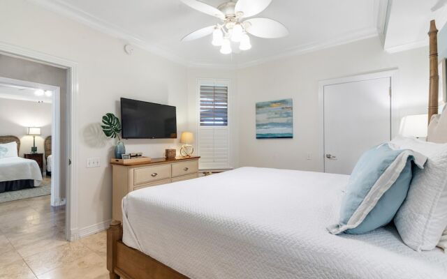 Beach Colony East 16b-penthouse