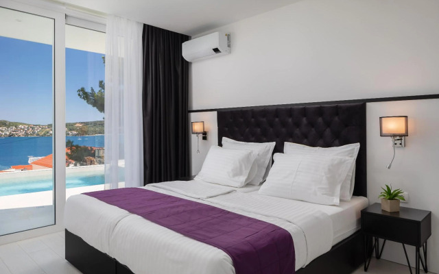 Villa Adria View with Heated Pool I