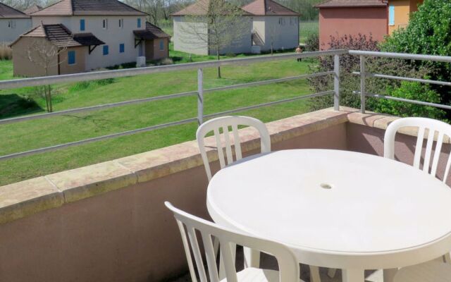 Le Domaine de Claire Rive (PYC402)