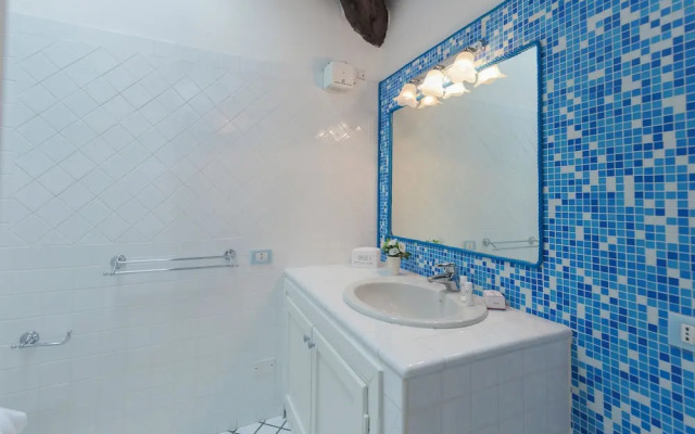 Scoglietto 46 150m From The Sea