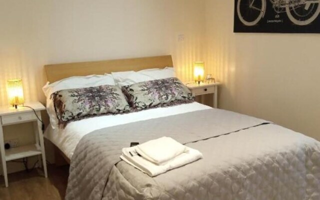 Charming 2-bed Apartment in Birmingham