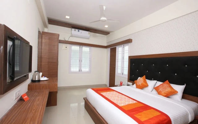 Capital O 14043 Hotel Star Holiday