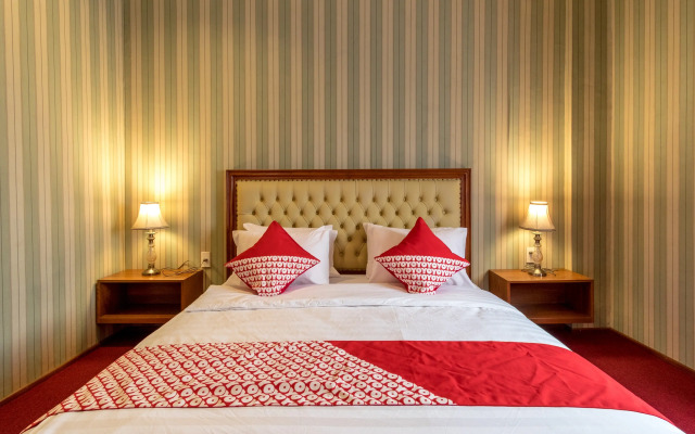 Super OYO Capital O 293 Mutiara Hijau Suites Syariah