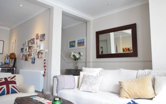 2 Bedroom House in Fulham