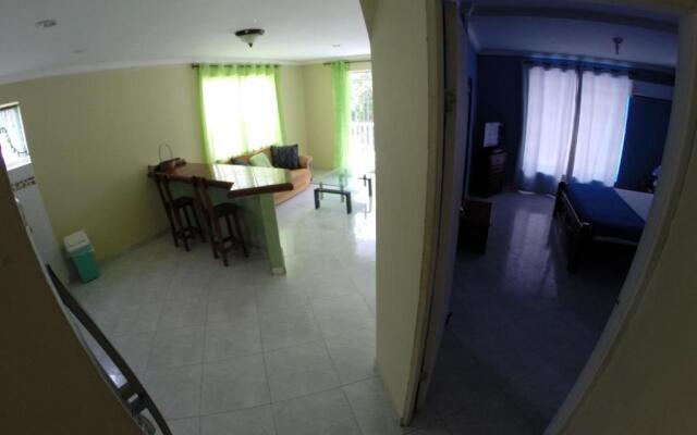 Zippy´s Sea View Apartments