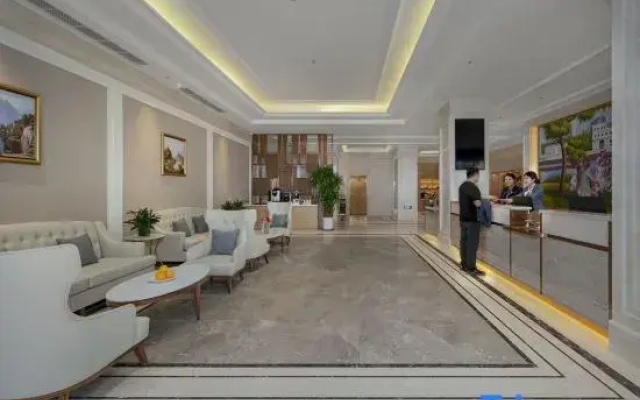 Vienna Hotel Zhengzhou Zhongzhou Avenue Provincial Cancer  Store