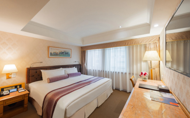 Cosmos Hotel Taipei