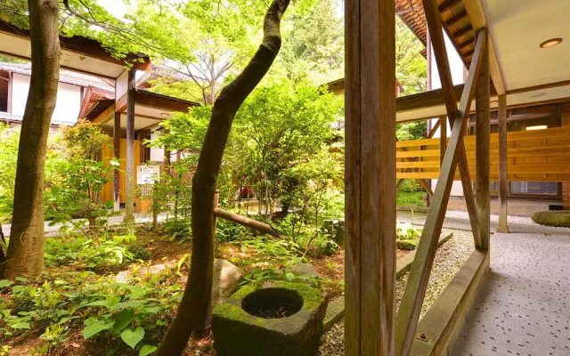 Jinpyokaku