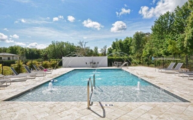 Lereve - 4 Bedrooms w Splashpool -1206lrr 4 Townhouse by Redawning