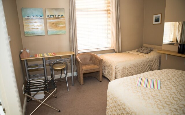 Oak House B&B
